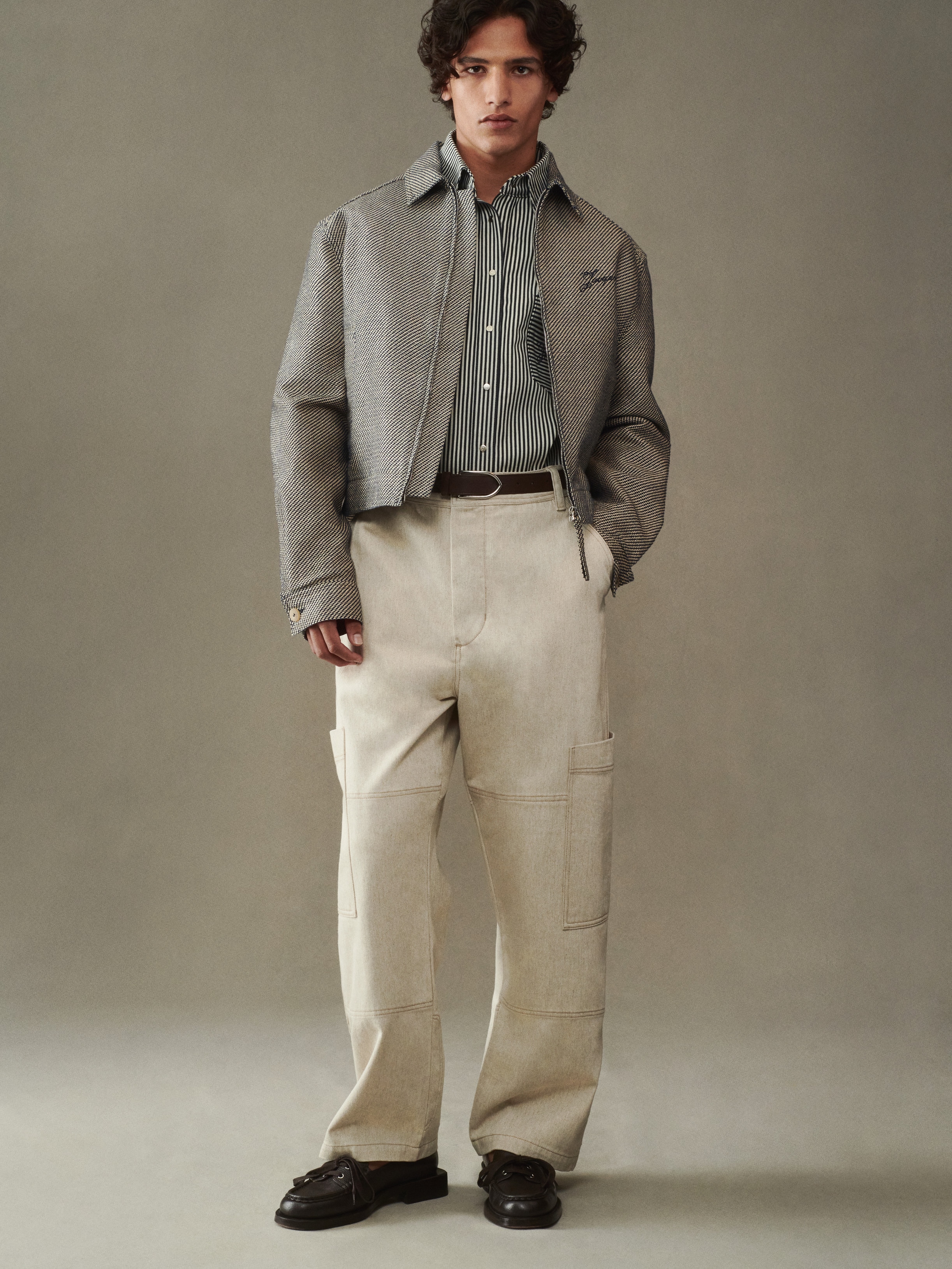 LA VESTE DE-NÎMES CANEVAS