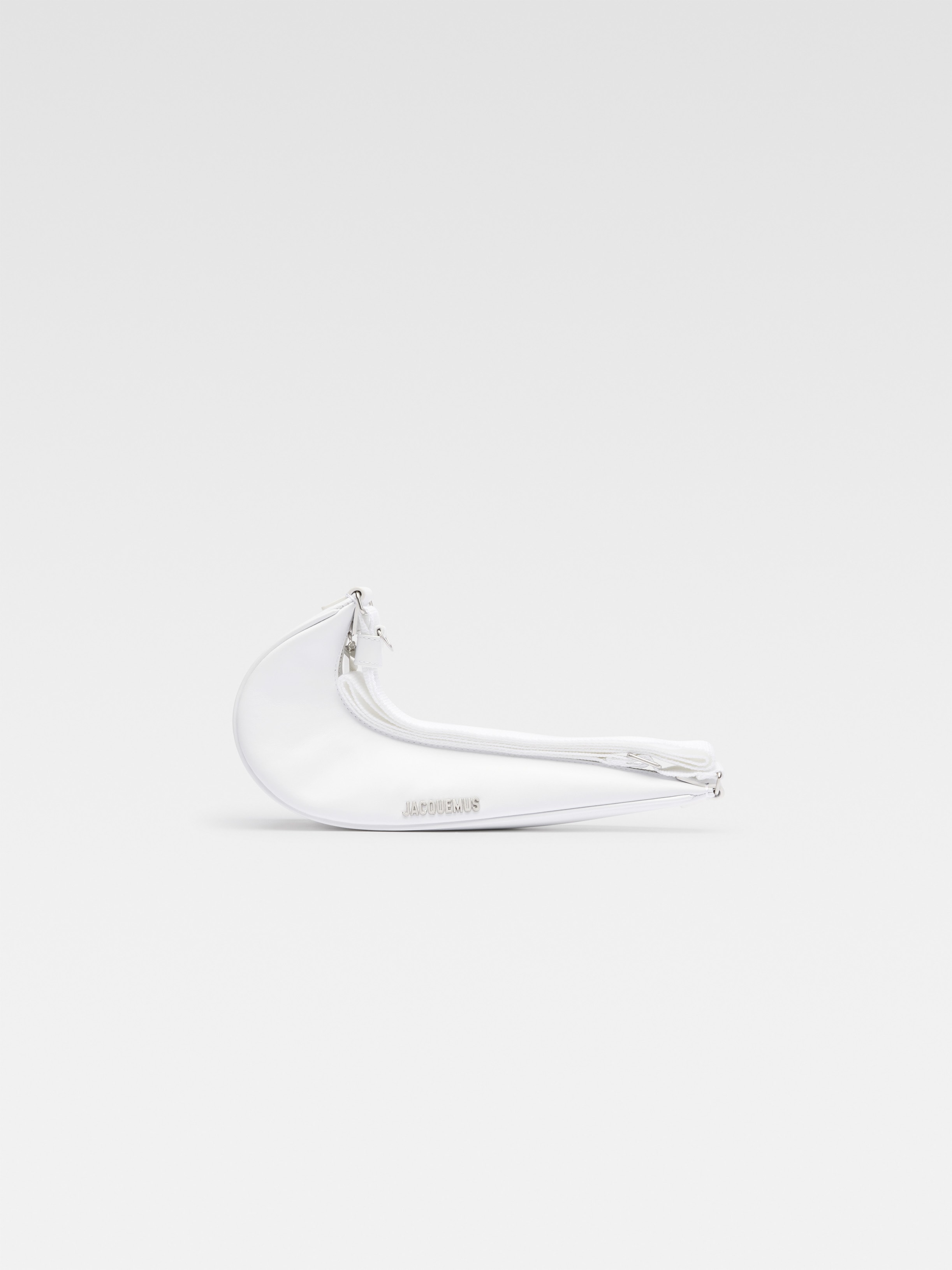 LE SAC SWOOSH
