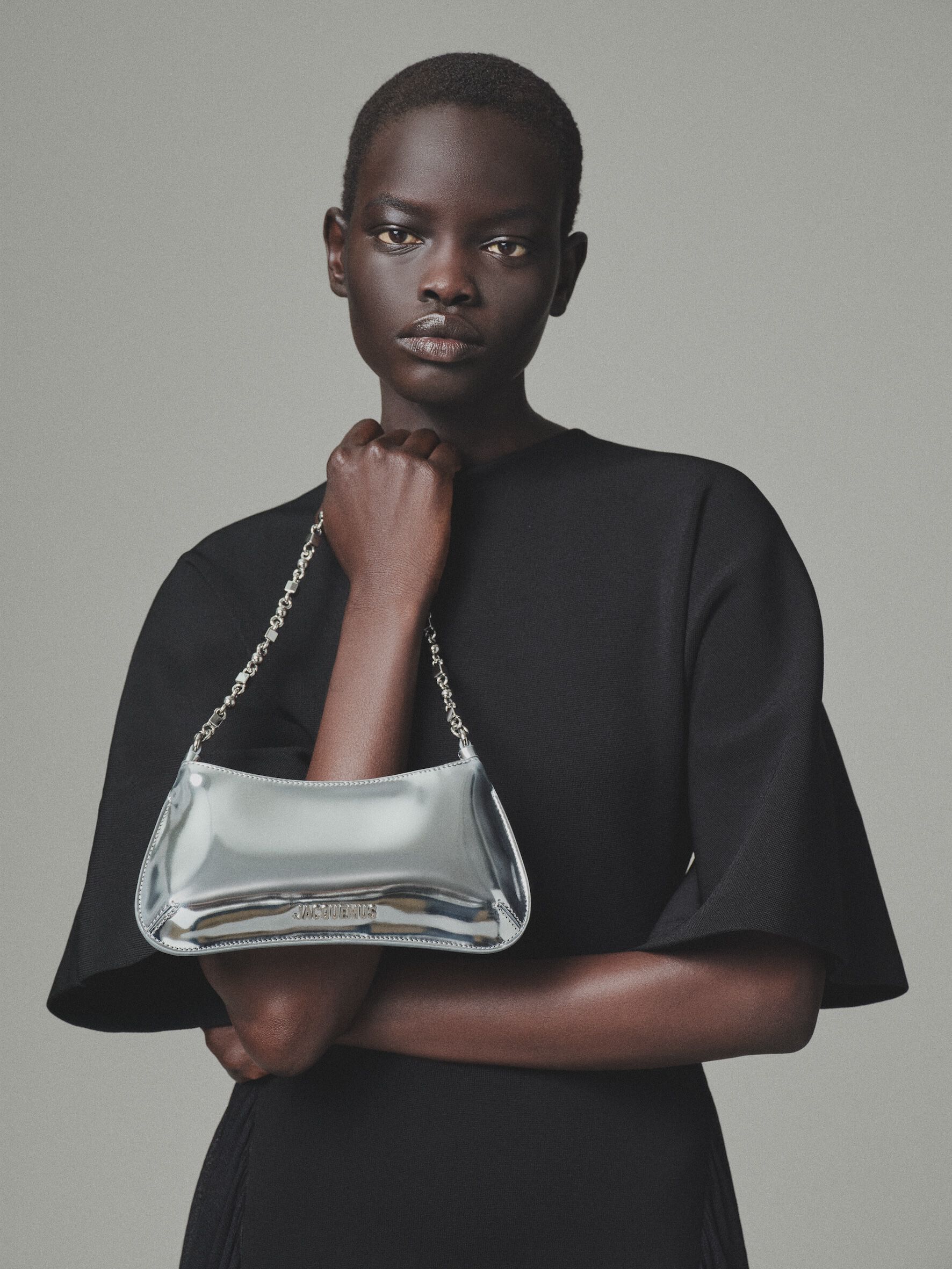 The small Bisou Chaîne by JACQUEMUS | Official website