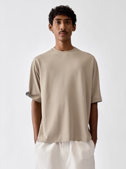 Das Rond Carr&eacute; T-Shirt