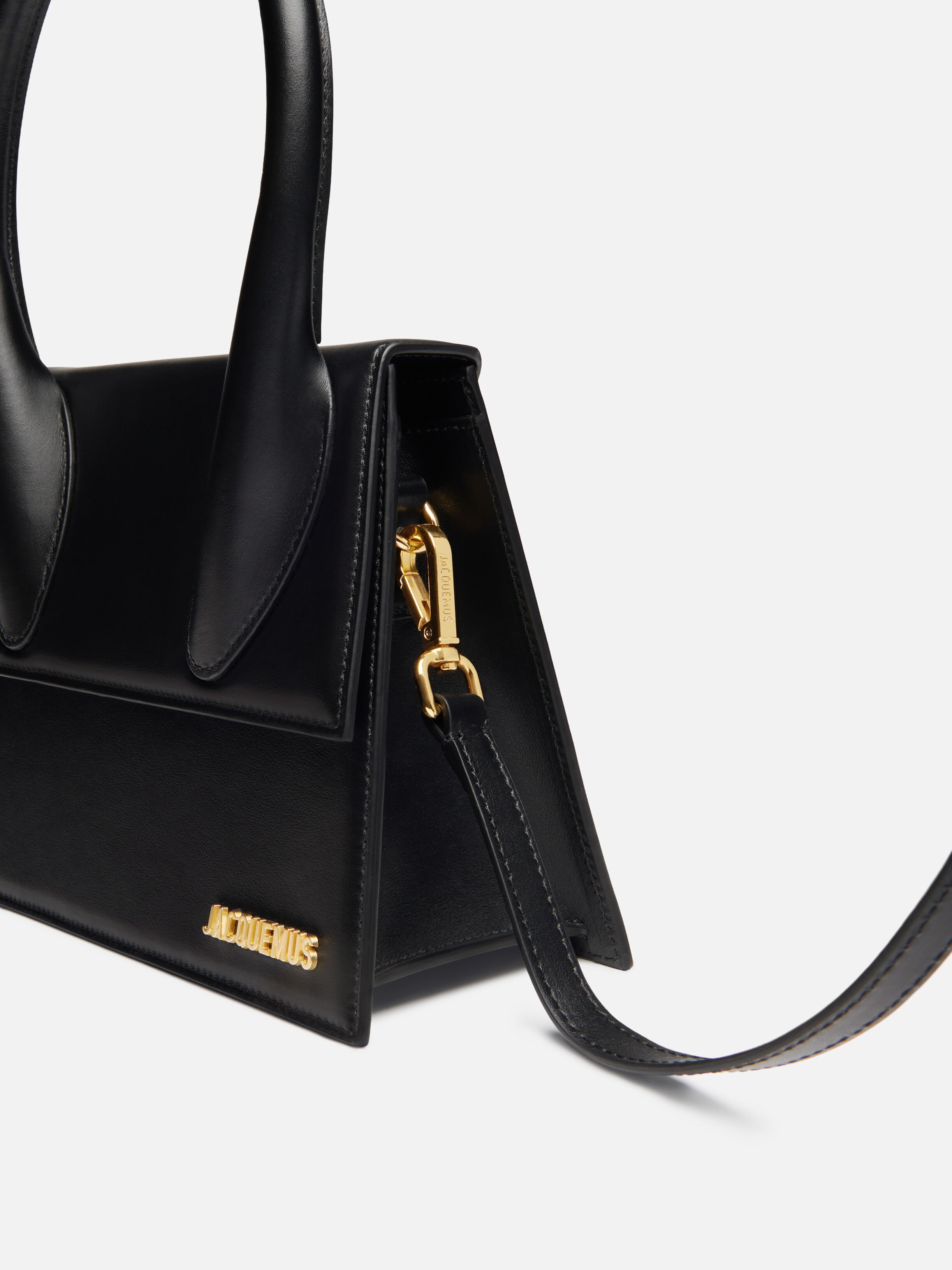 The large Chiquito by JACQUEMUS | Official website