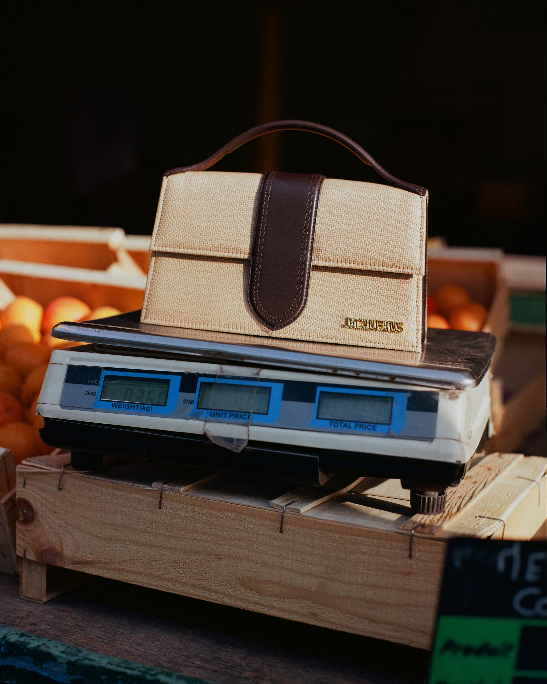 The large Bambino by JACQUEMUS | Official website