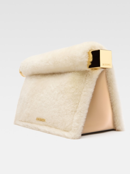 Die Rond Carr&eacute; Clutch