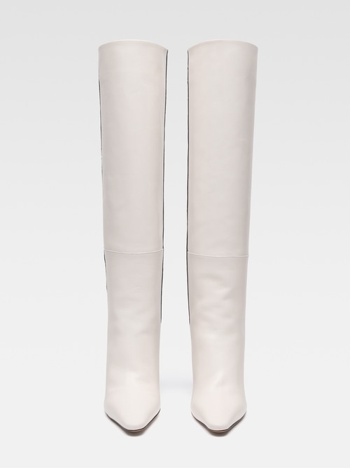 The Bisou boots