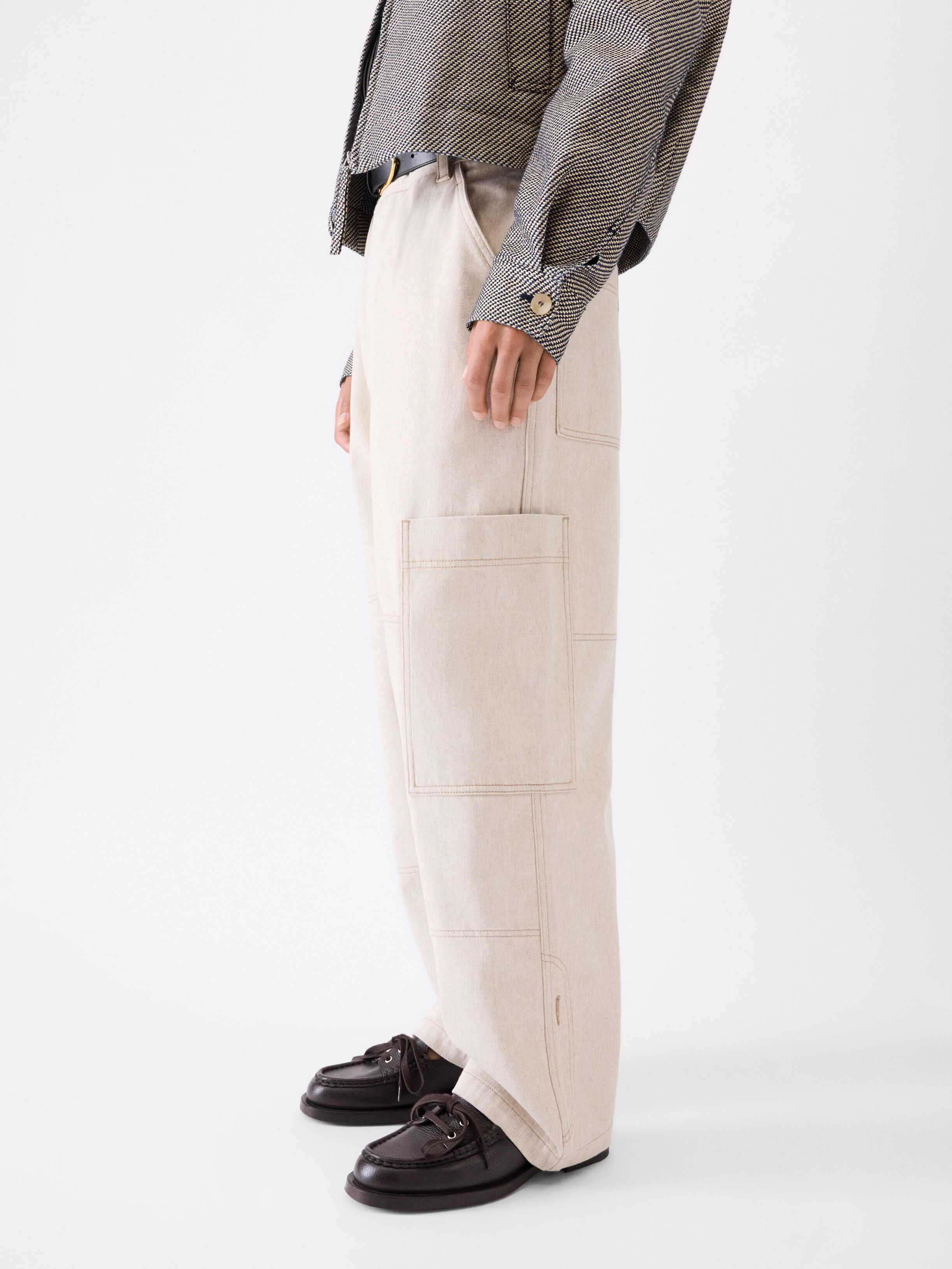 り*う様 jacquemus カーゴパンツ　サイズ48 The Carré de-Nîmes denim cargo pants by JACQUEMUS | Official website
