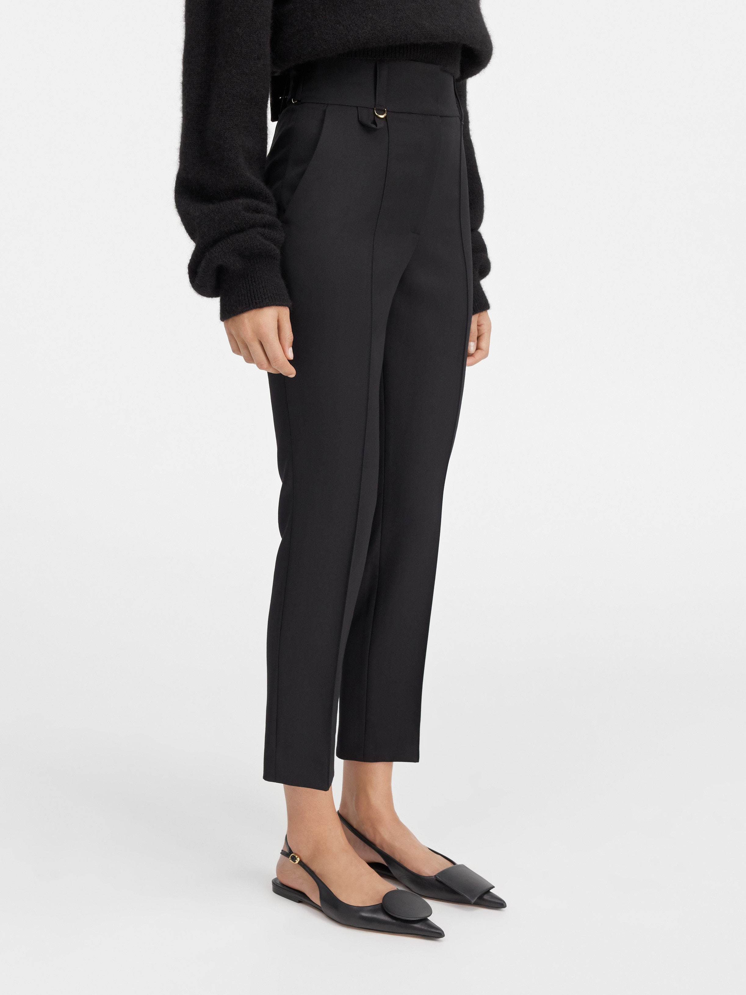 LE PANTALON COURT