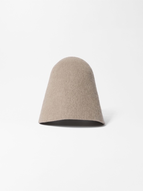 The Cloche hat