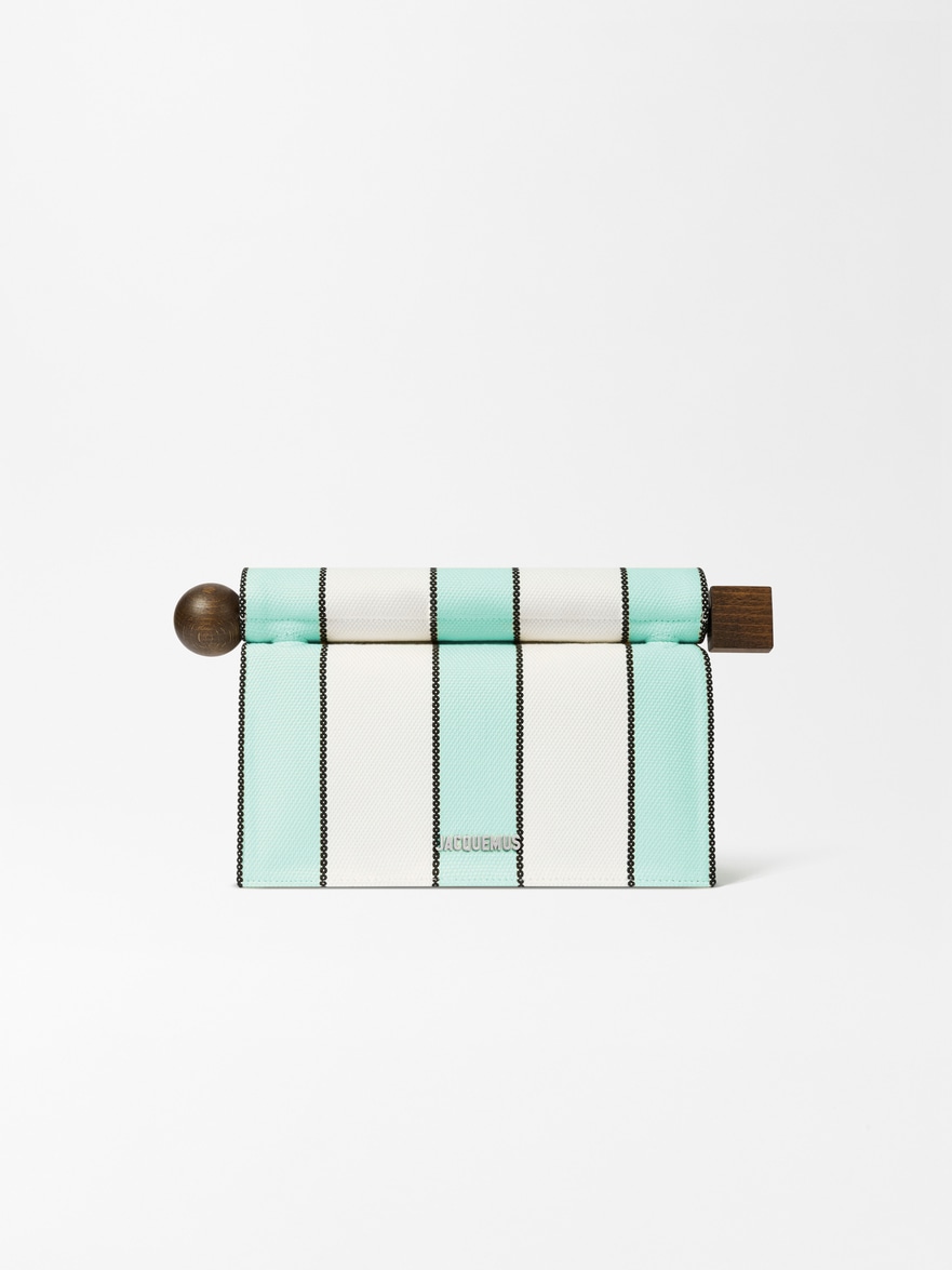 LA POCHETTE ROND CARRE