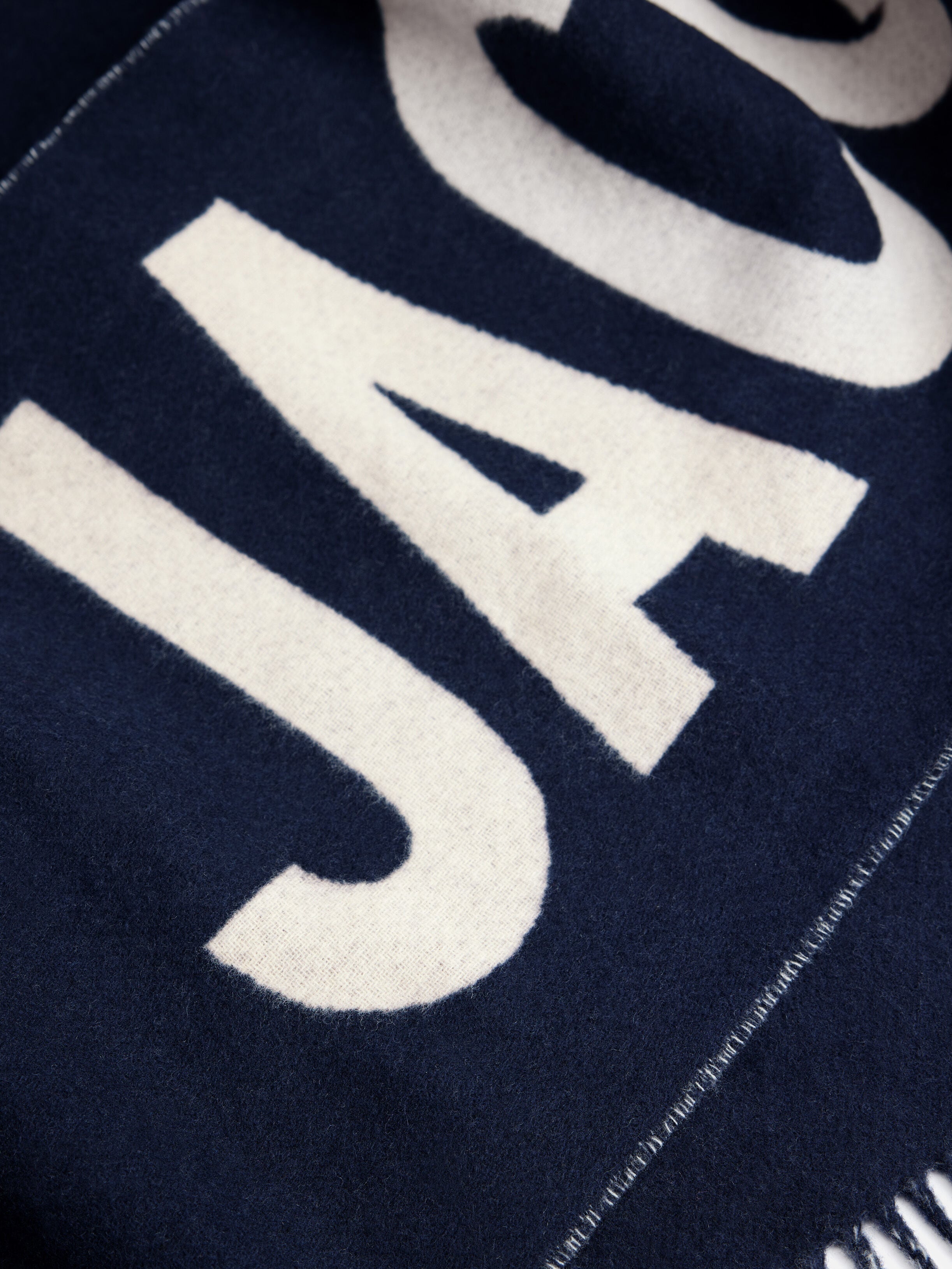 未使用 JACQUEMUS ジャックムス ロゴスカーフ Navy Jacquemus スカーフ by JACQUEMUS | Official website