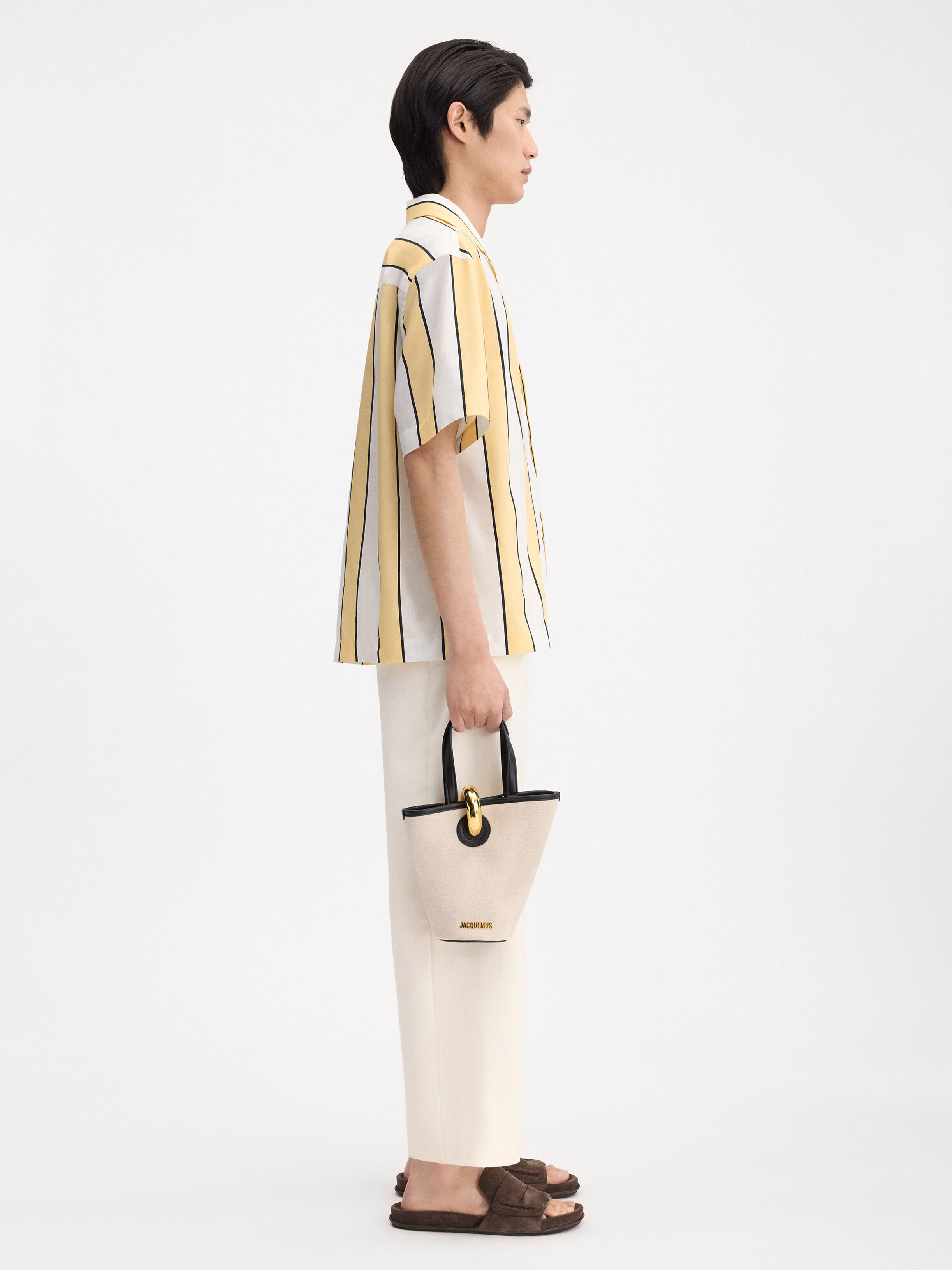 The Jean shirt by JACQUEMUS | Official website The Jean shirt by JACQUEMUS | Official website