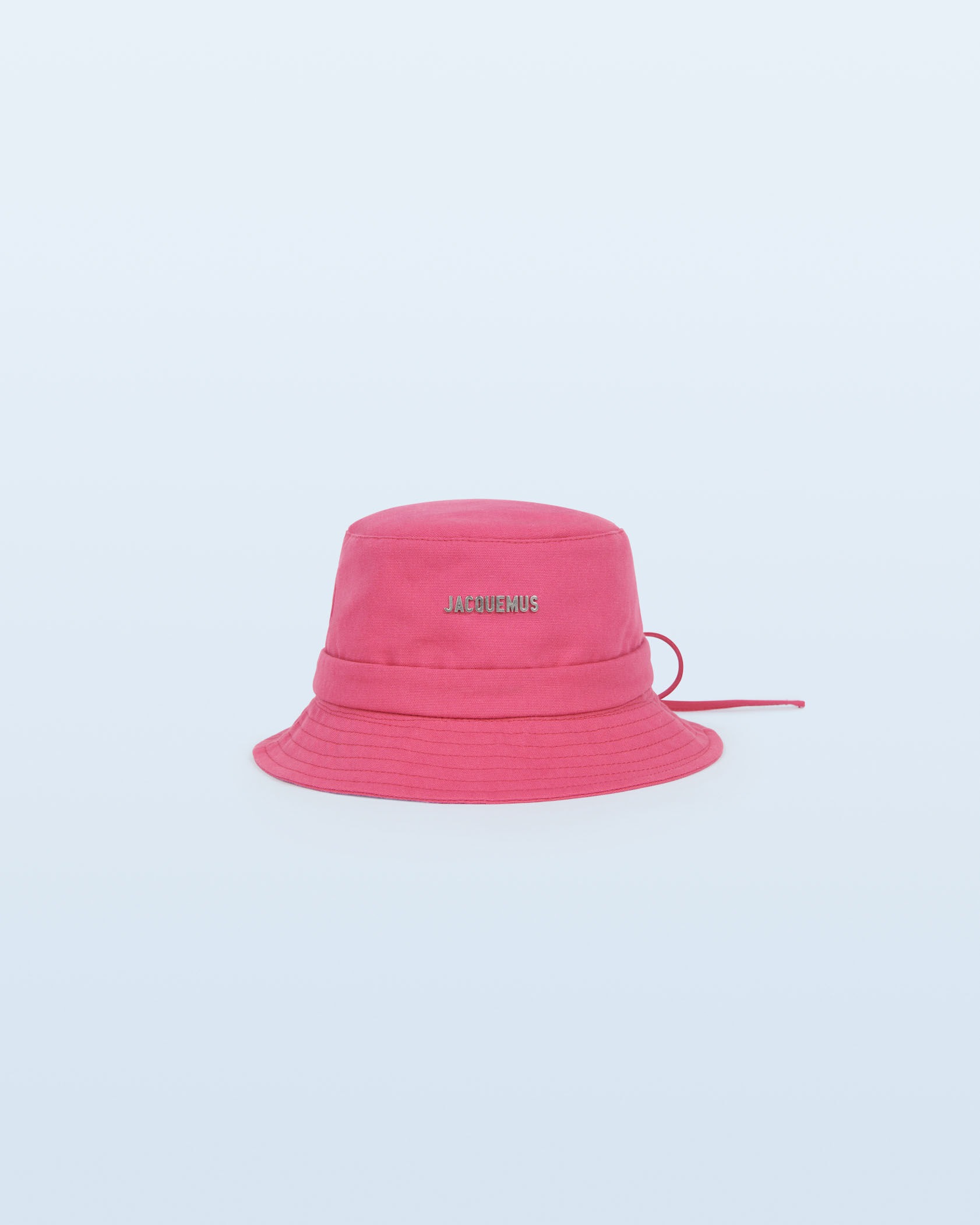 Le bob Gadjo by JACQUEMUS | Official 