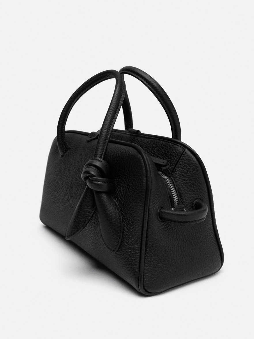 The small Turismo by JACQUEMUS | Official website