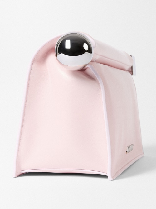 The Rond Carr&eacute; clutch