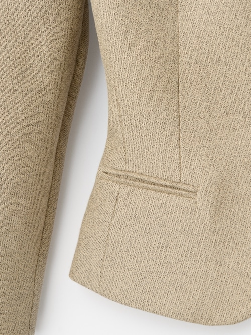 The mini Ovalo jacket