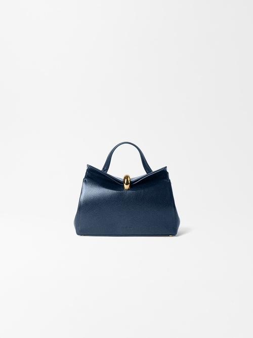 Le petit Val&eacute;rie