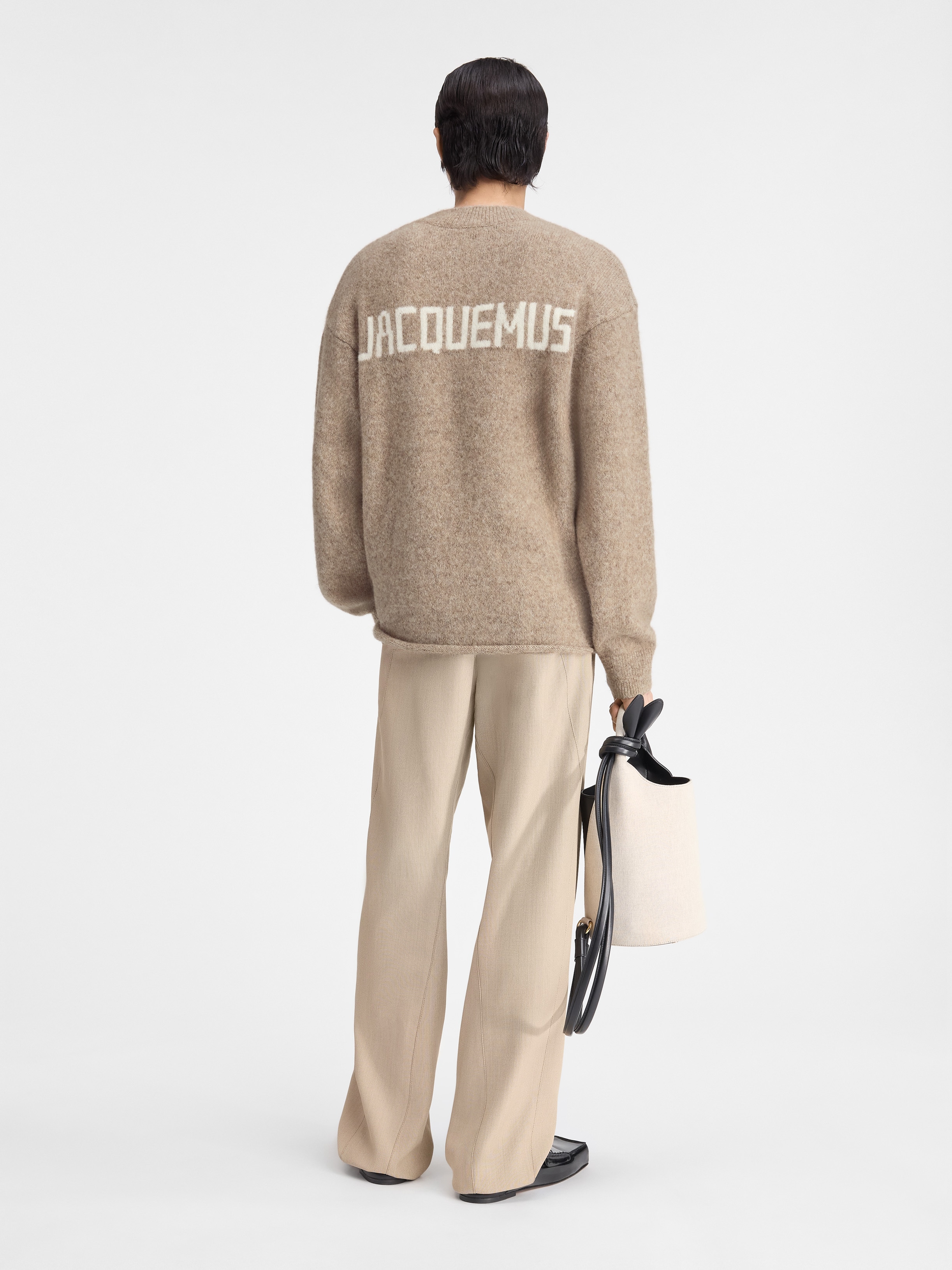 LE PULL JACQUEMUS
