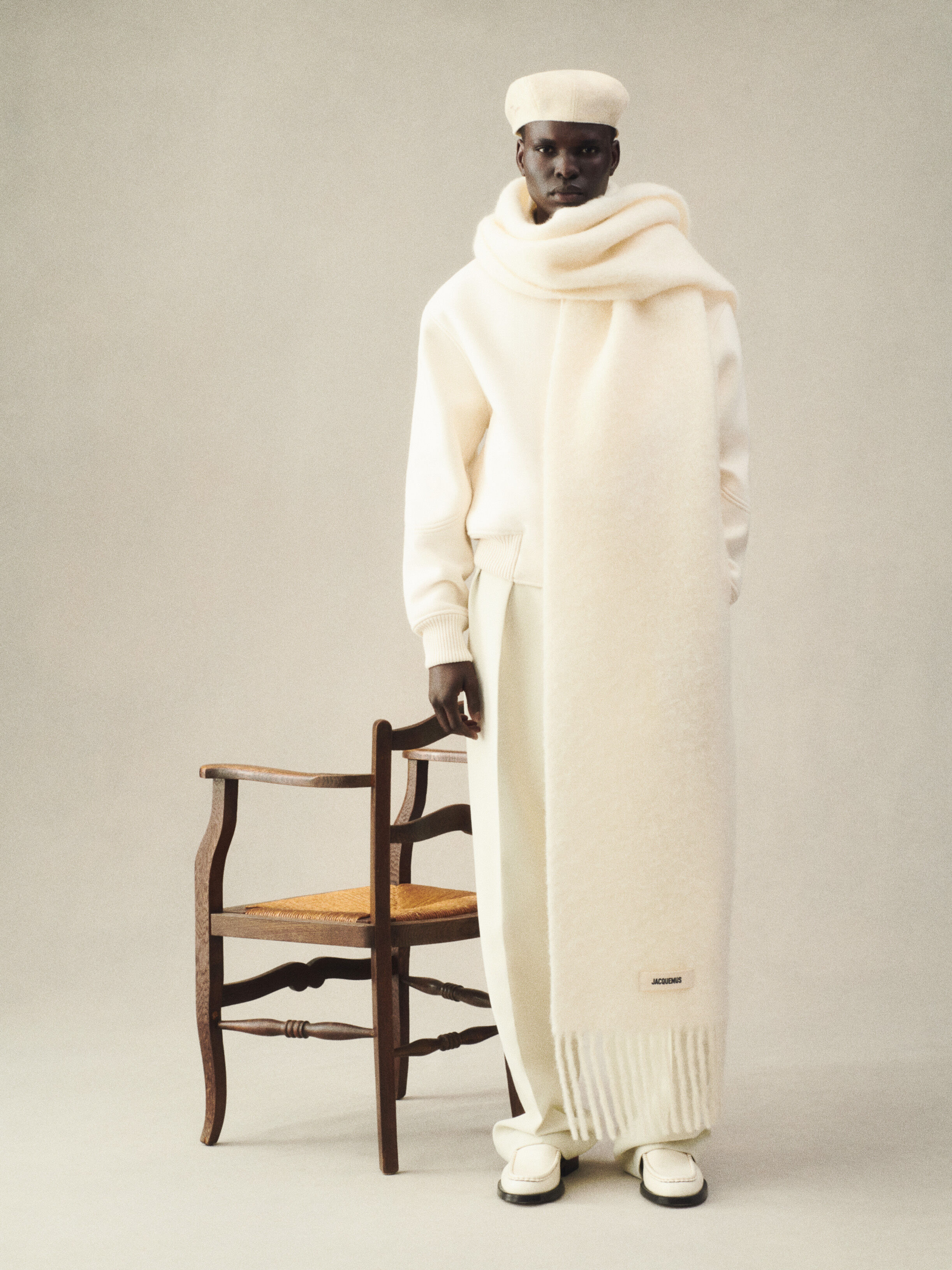 The Carro scarf by JACQUEMUS | Official website