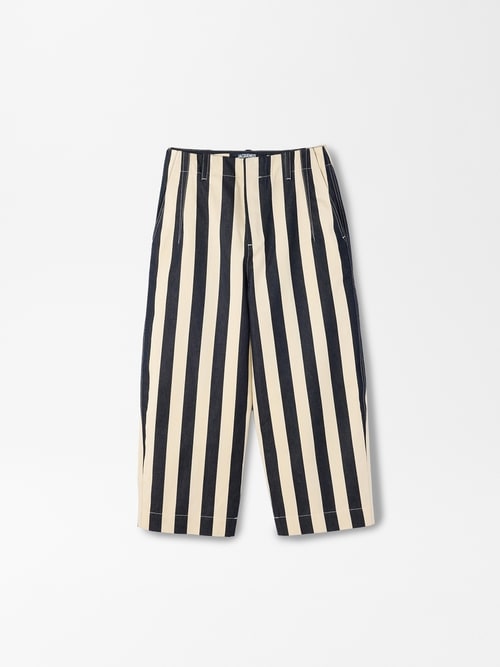 Le de-N&icirc;mes Parasol