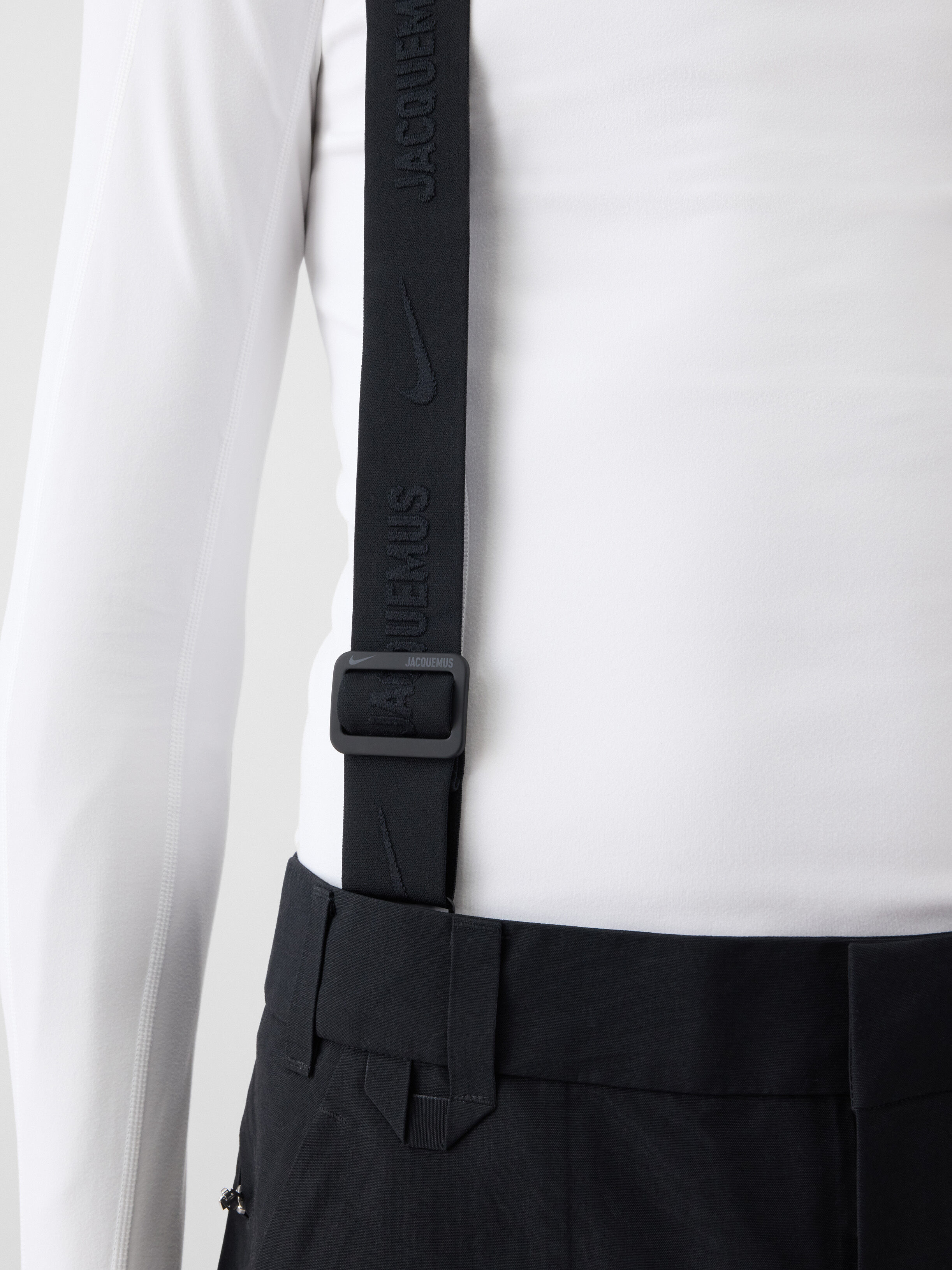 ゴアテックス製テーラードパンツJacquemus + Nike by JACQUEMUS