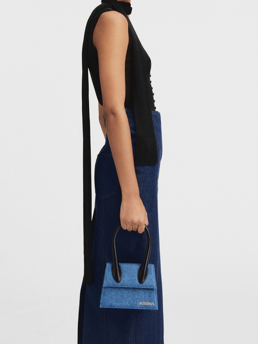 The medium Chiquito by JACQUEMUS Official website