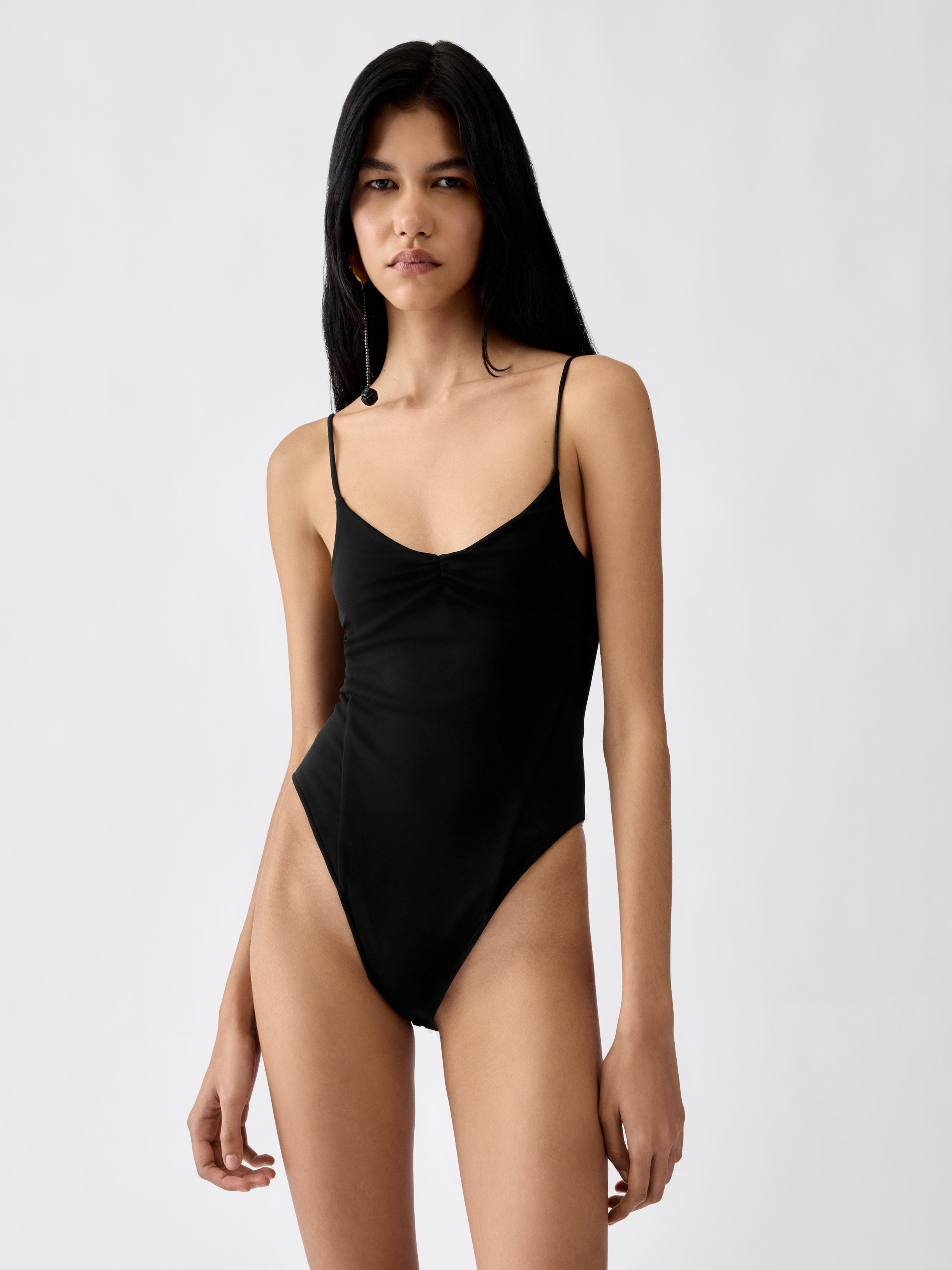 LE BODY PINA