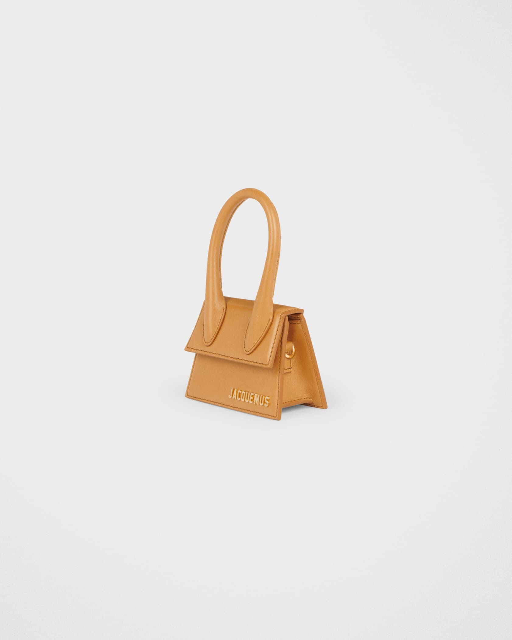 fluffy jacquemus bag