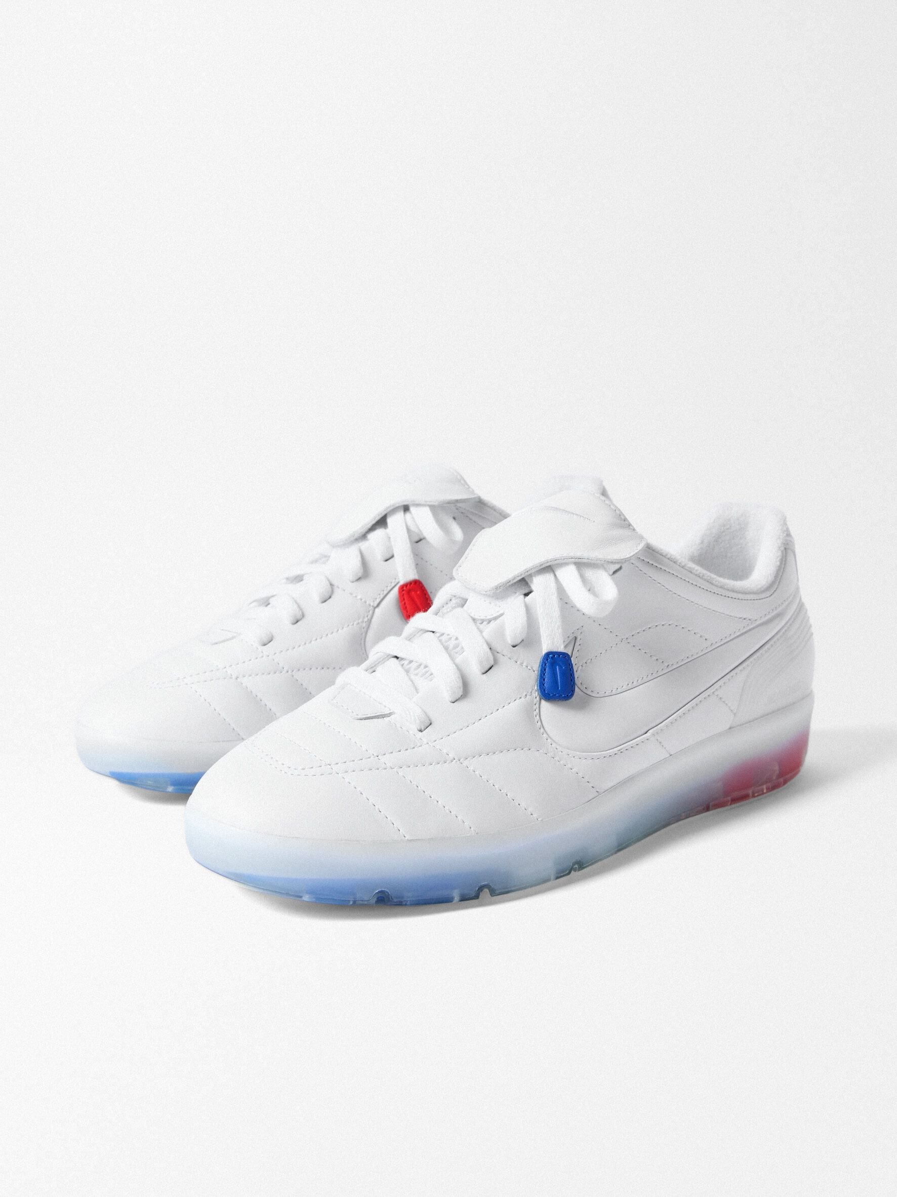 ジャックムス x ナイキ コラボ クライオ シューズ by JACQUEMUS