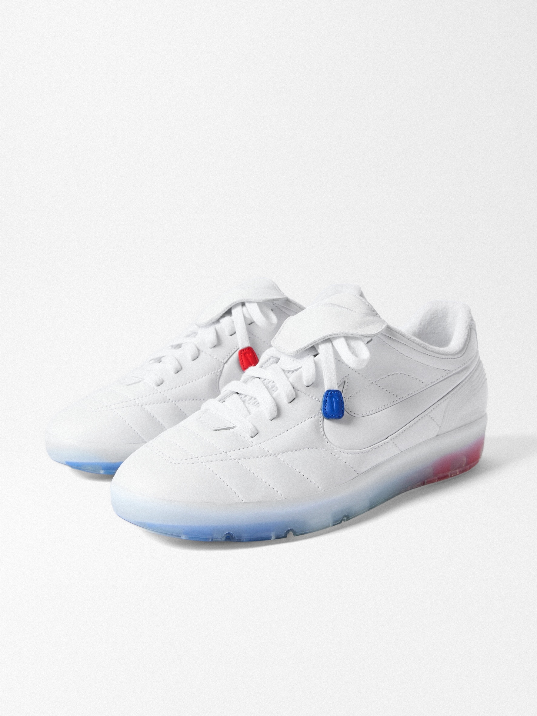CRYOSHOT JACQUEMUS + NIKE