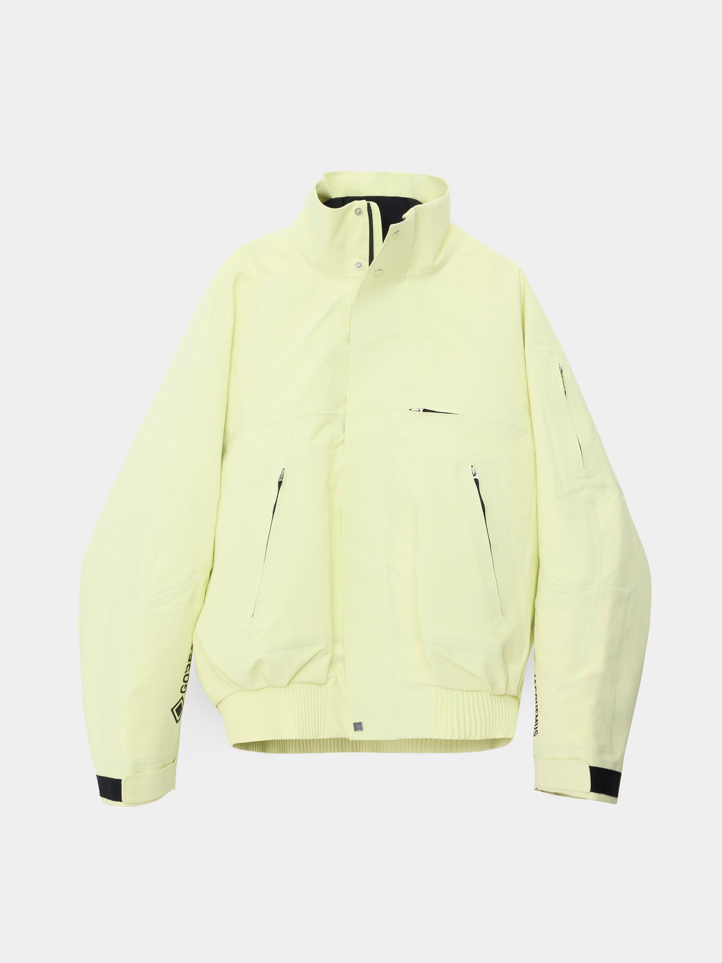 Jacquemus + Nikeのゴアテックスジャケット by JACQUEMUS | Official