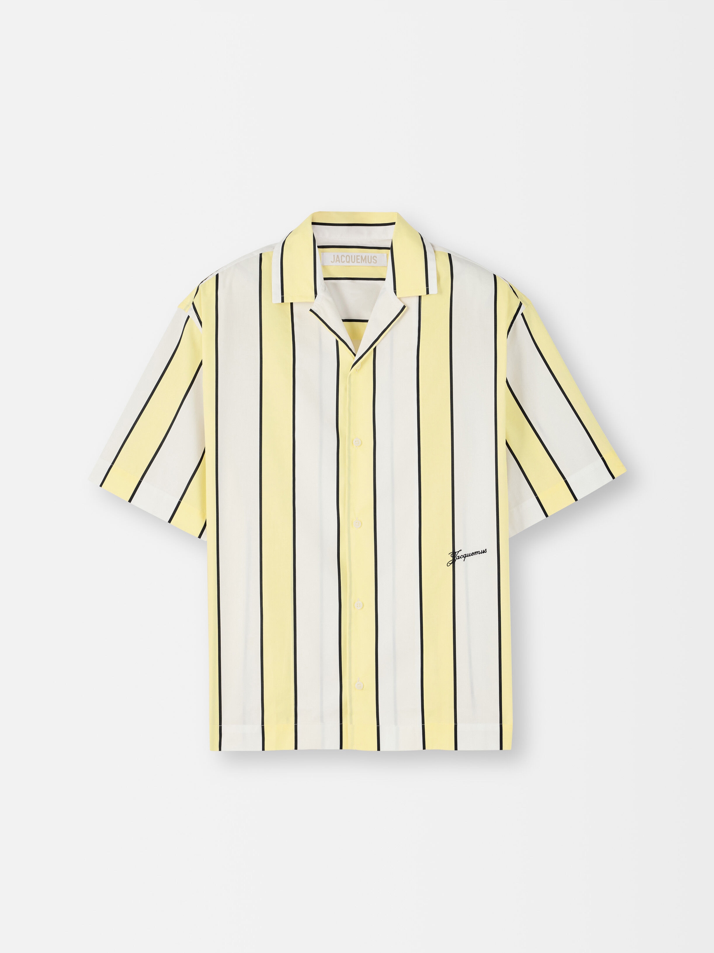 The Jean shirt by JACQUEMUS | Official website The Jean shirt by JACQUEMUS | Official website