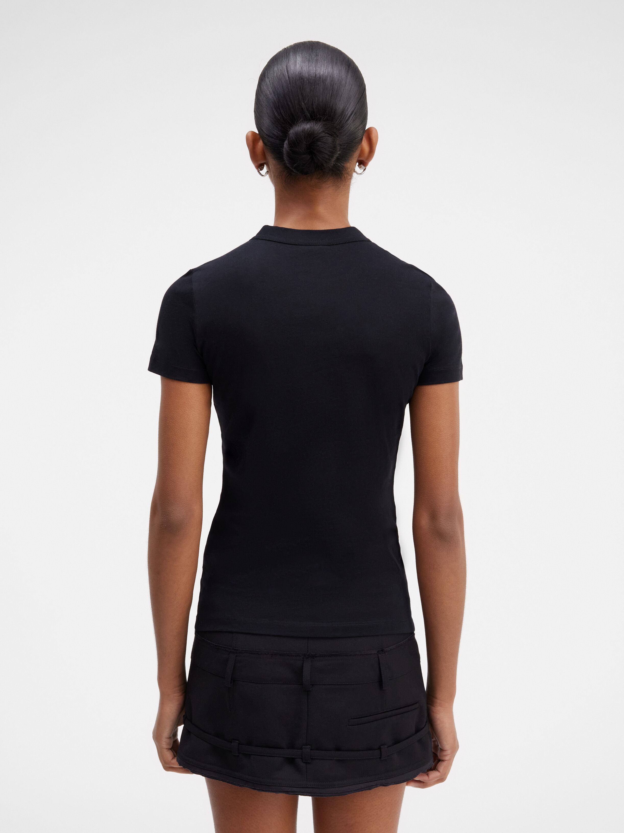 Le t-shirt brodé black - LE PAPIER | JACQUEMUS Official Website