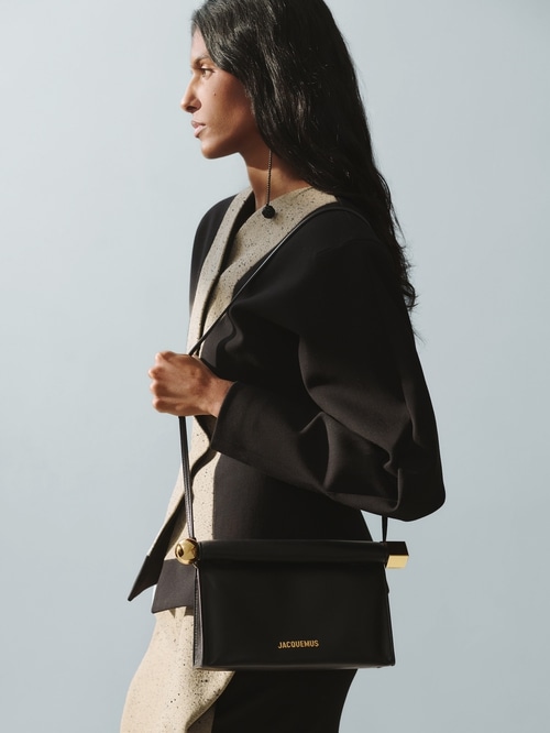 The Rond Carr&eacute; bag