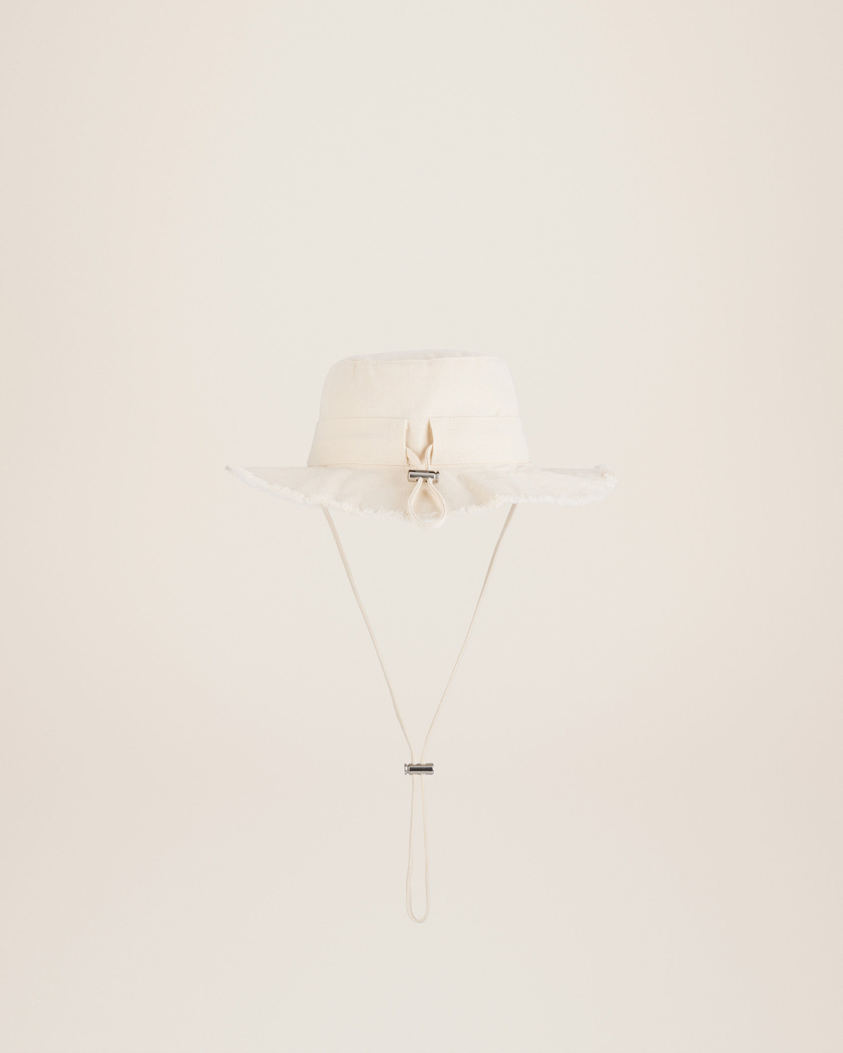 Le bob Artichaut by JACQUEMUS 