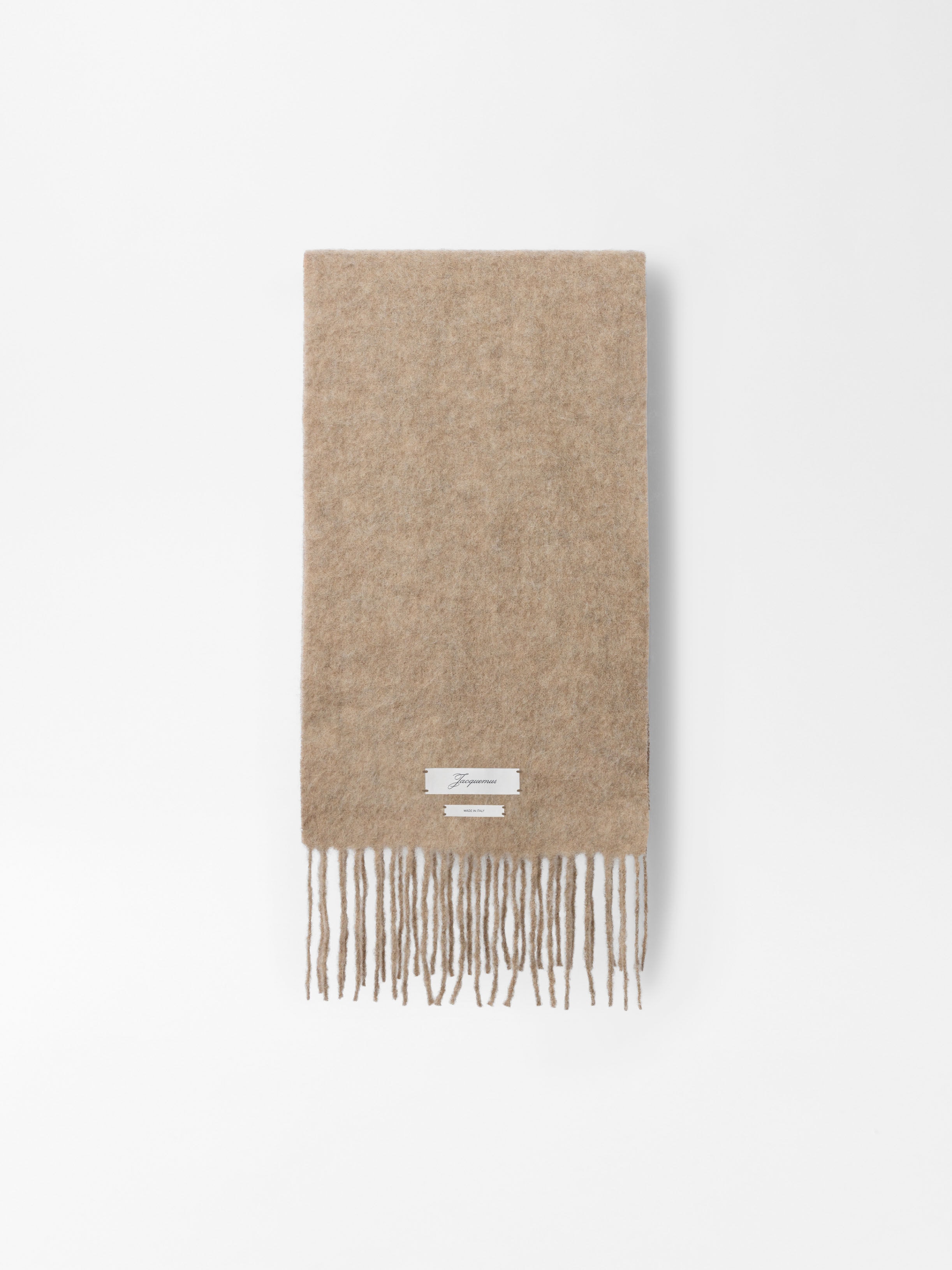 The Carro scarf by JACQUEMUS | Official website