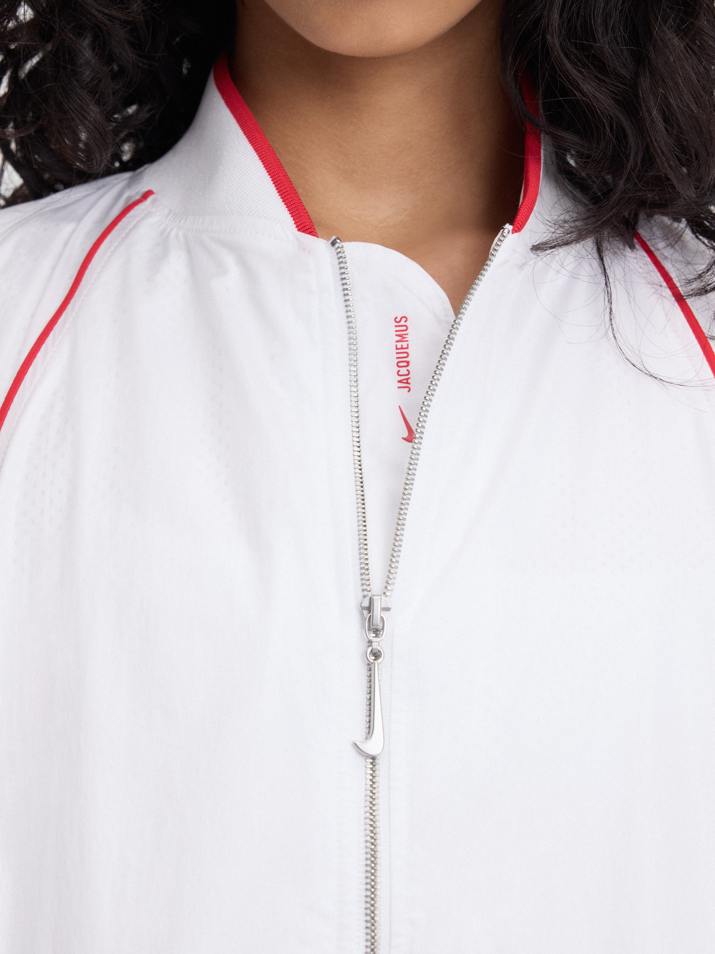 LA VESTE DE JOGGING