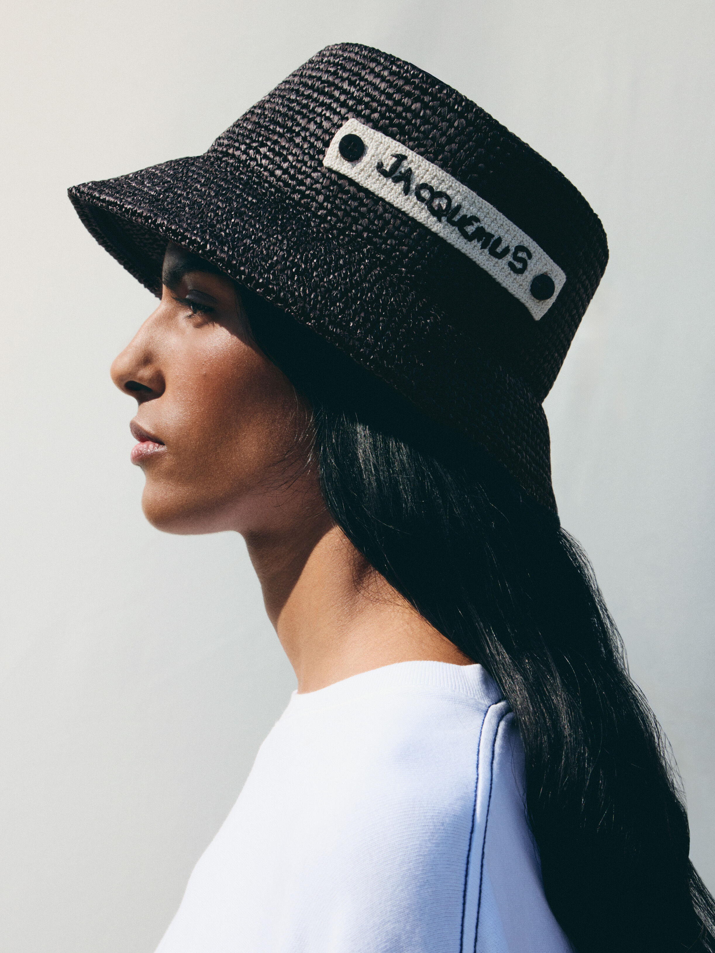 JACQUEMUS ビーチハット The Plage bucket hat by JACQUEMUS | Official website