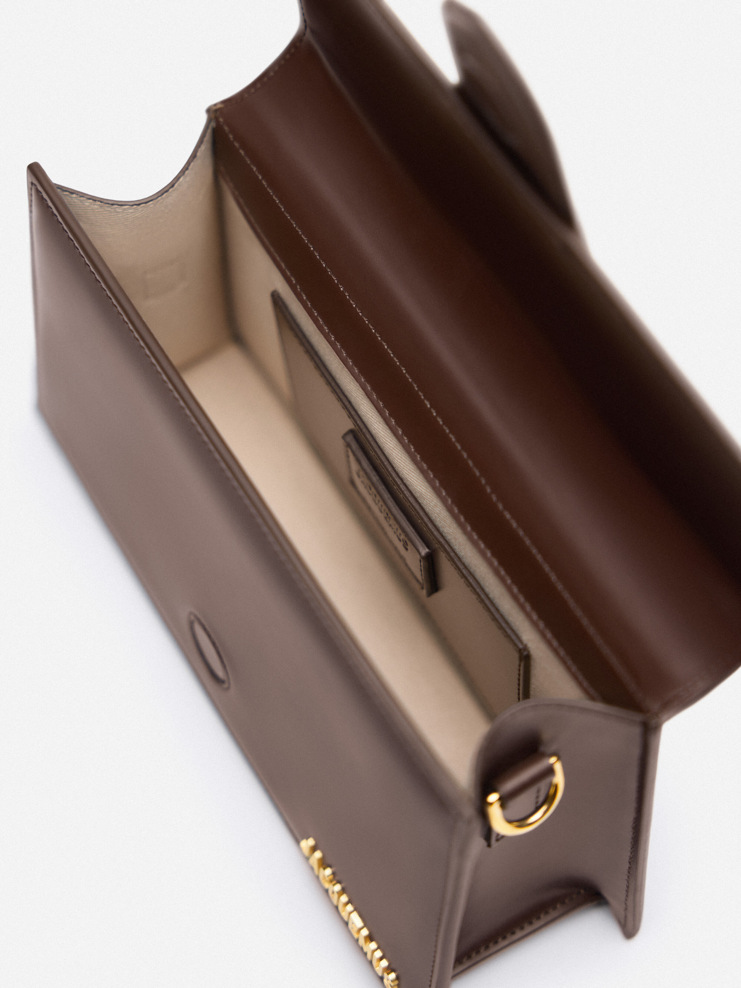 The large Bambino by JACQUEMUS | Official website