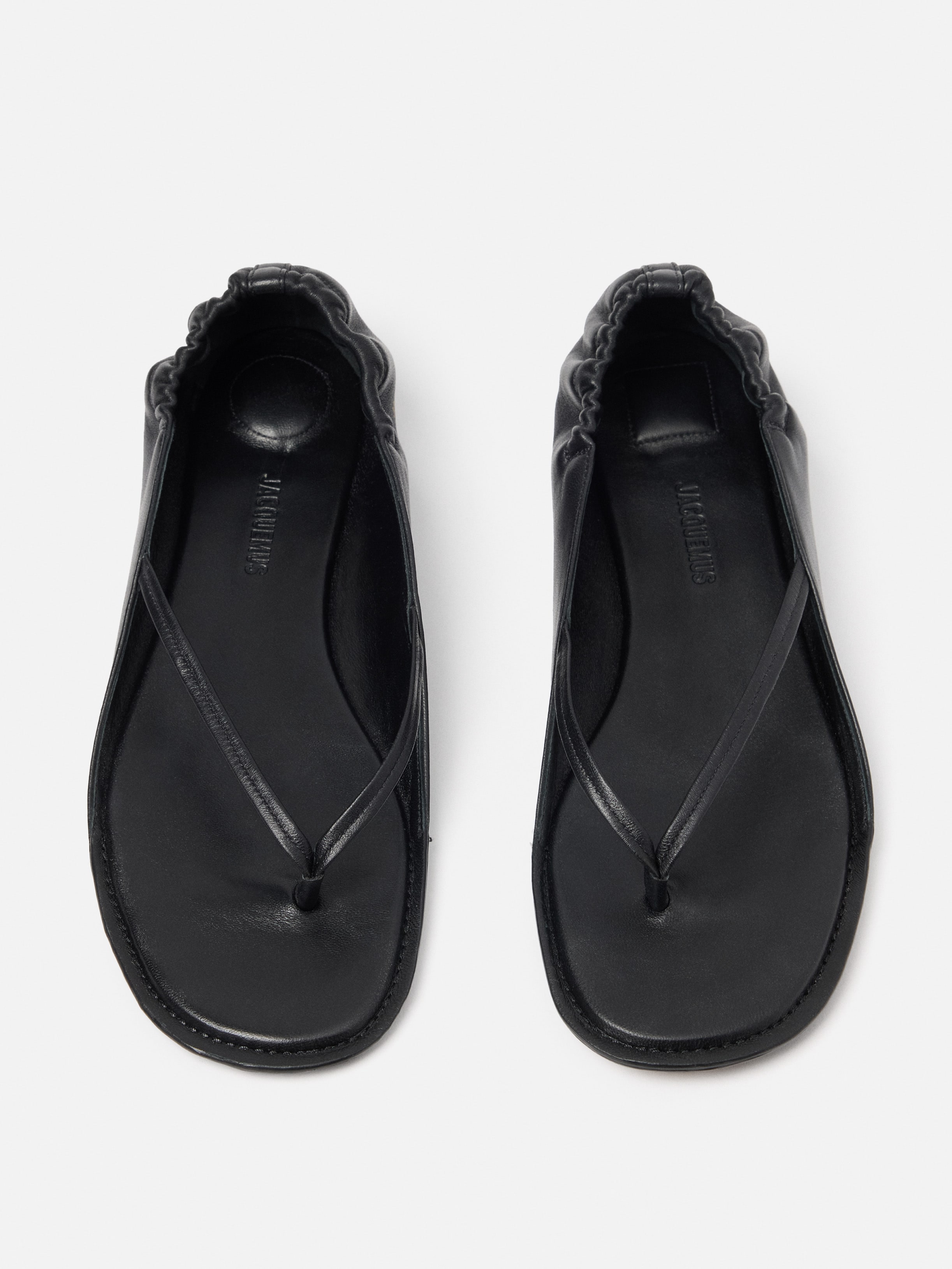 LES SANDALES NU-PIEDS