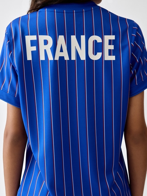Le maillot d'avant match France pour femme