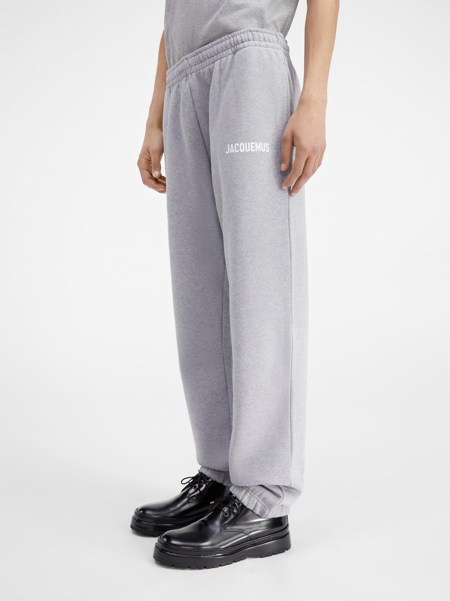 The Jacquemus track pants - | JACQUEMUS Official Website