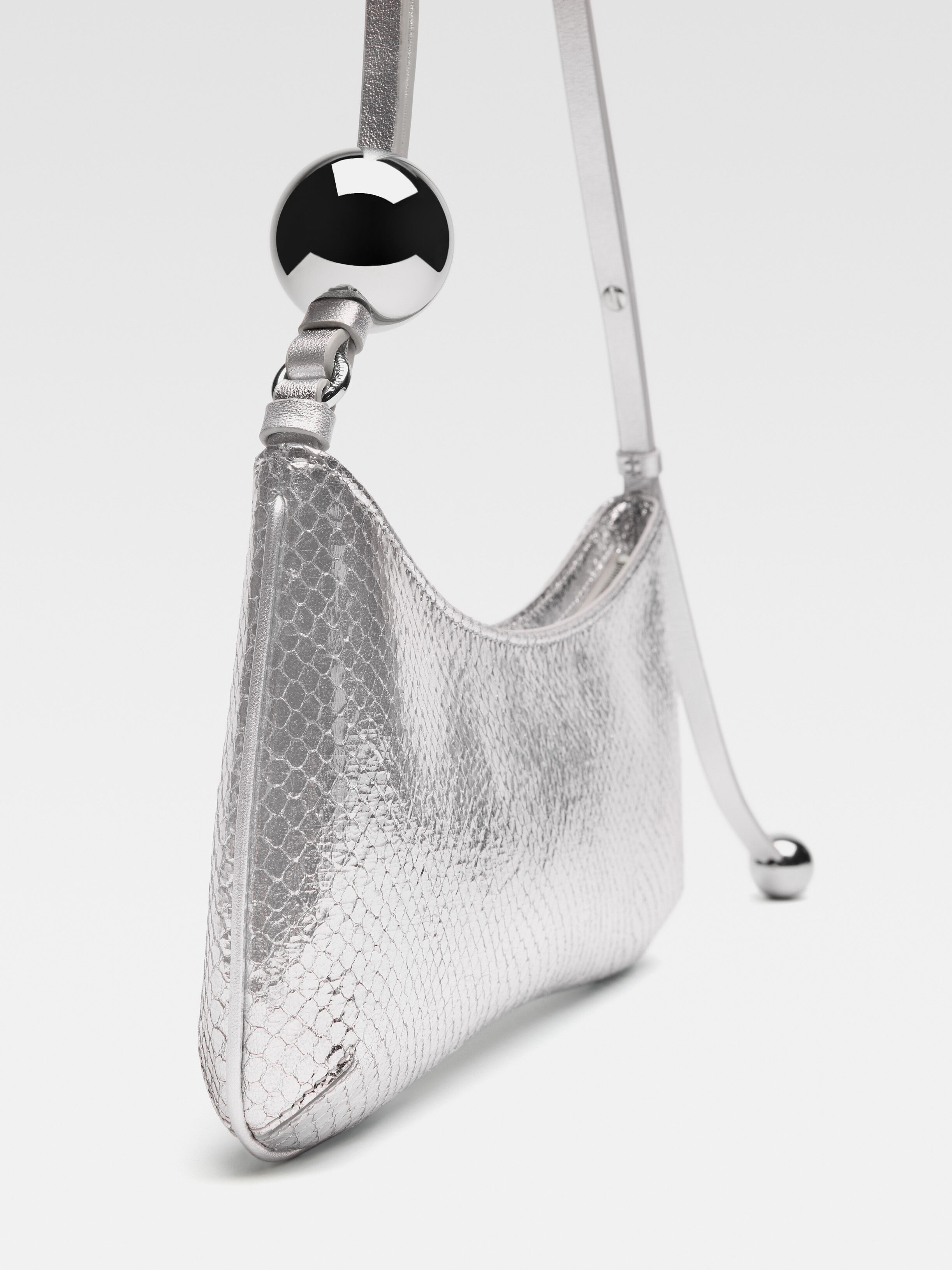 The Bisou Perle by JACQUEMUS | Official website