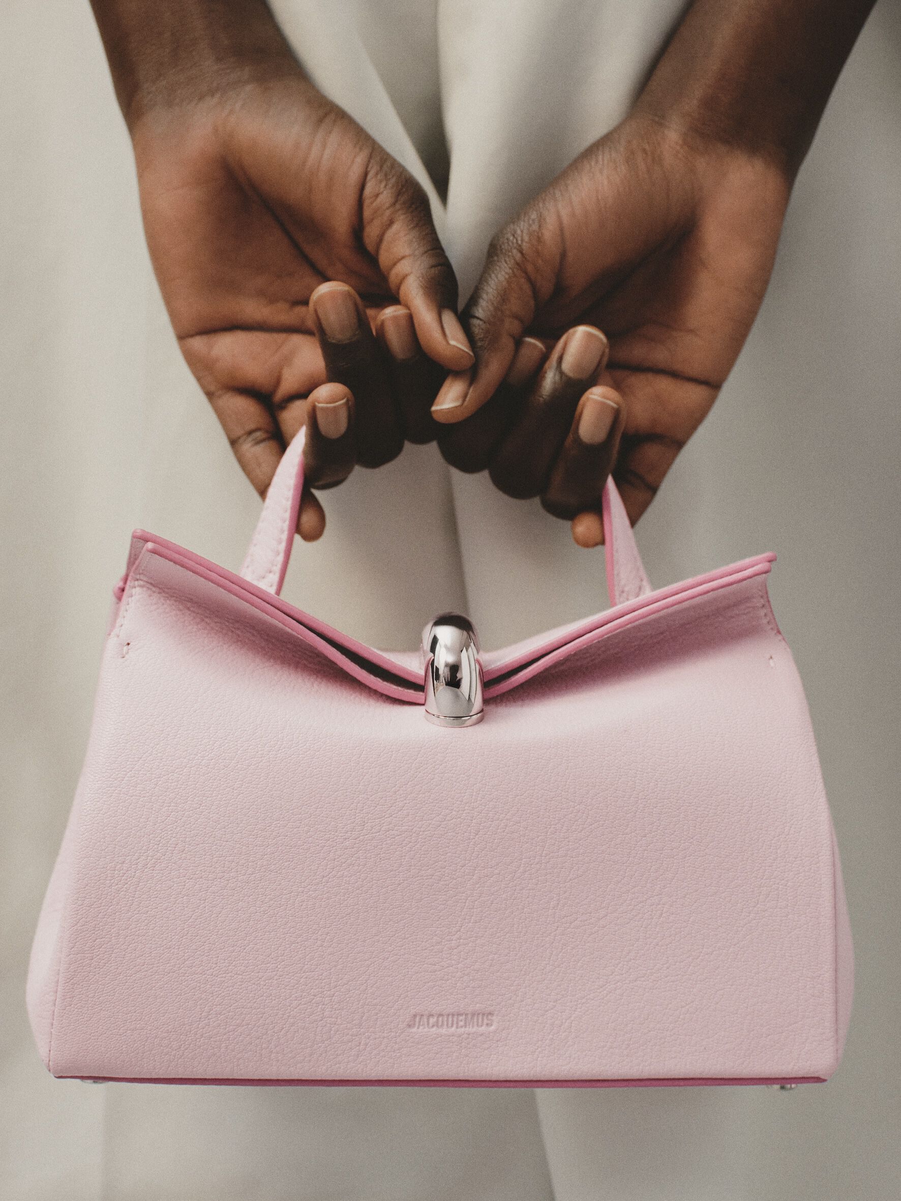 The small Valérie by JACQUEMUS | Official website