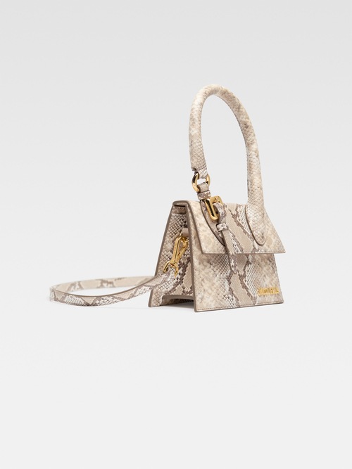 The medium Chiquito with buckle