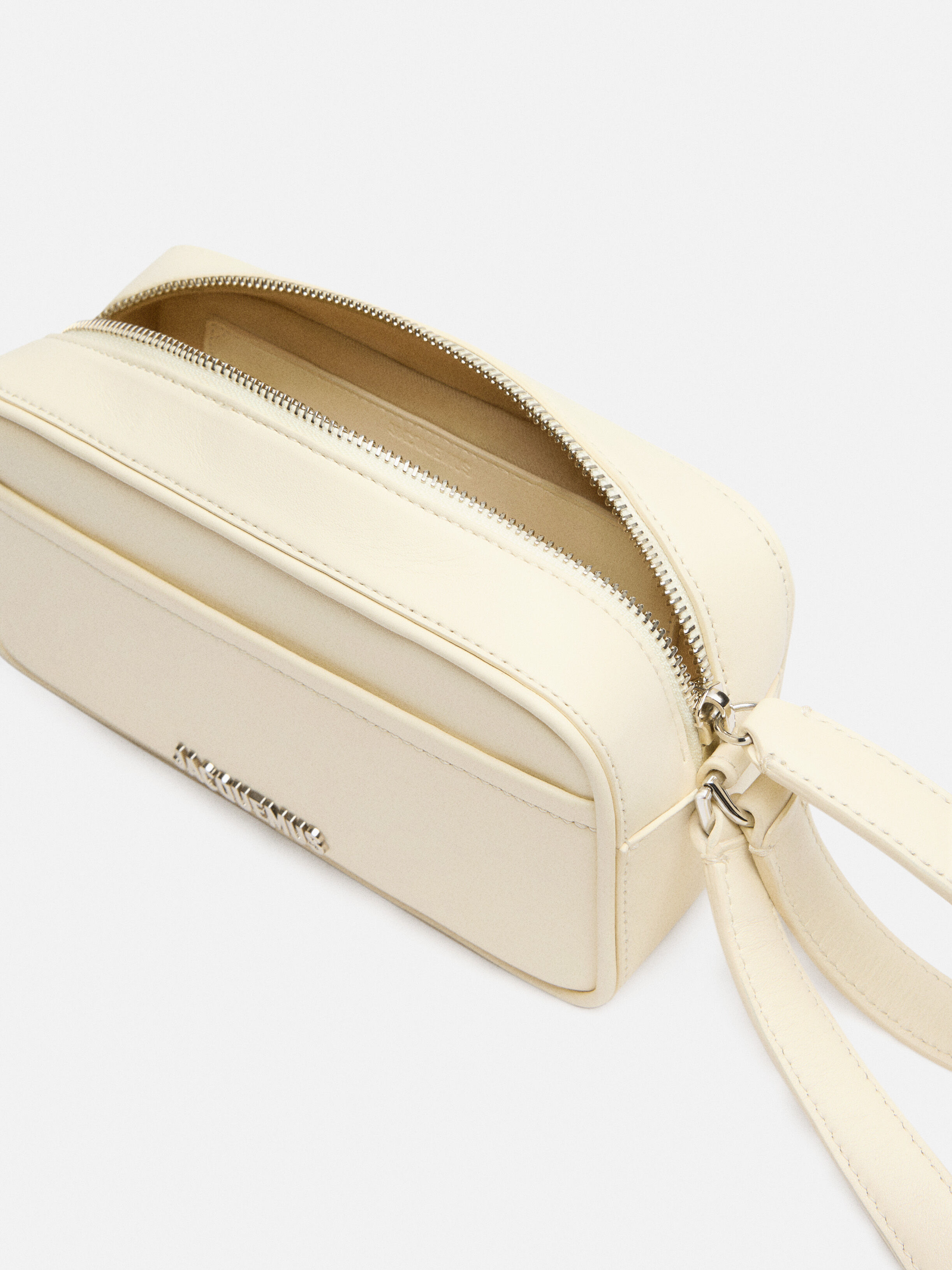 The Baneto by JACQUEMUS | Official website