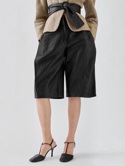 The Cubisto leather shorts