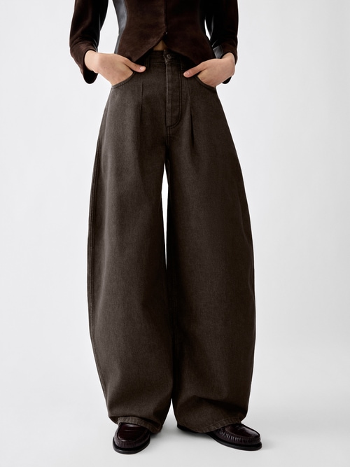 The de-N&icirc;mes Ovalo denim pants