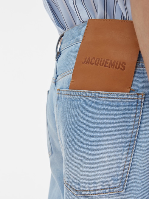 Los pantalones de denim rectos de-N&icirc;mes