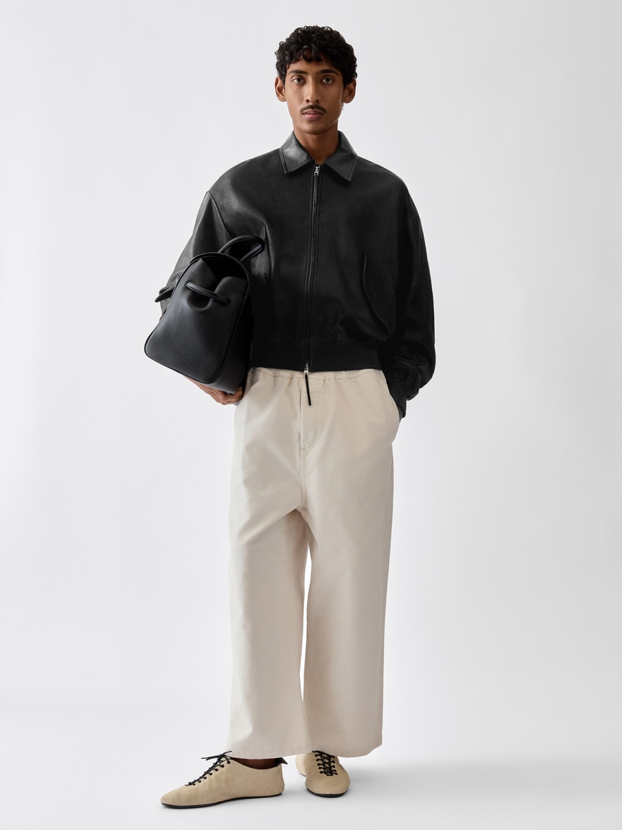 Jacquemus The Losange Leather Bomber Jacket In Black