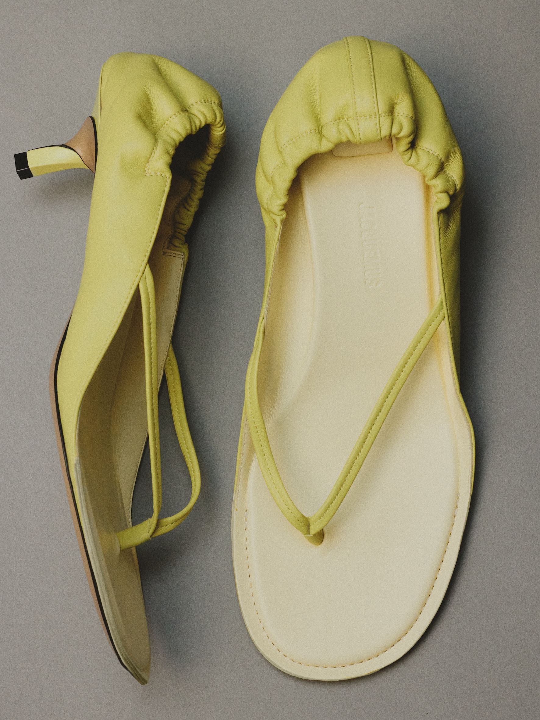 LES SANDALES NU-PIEDS B