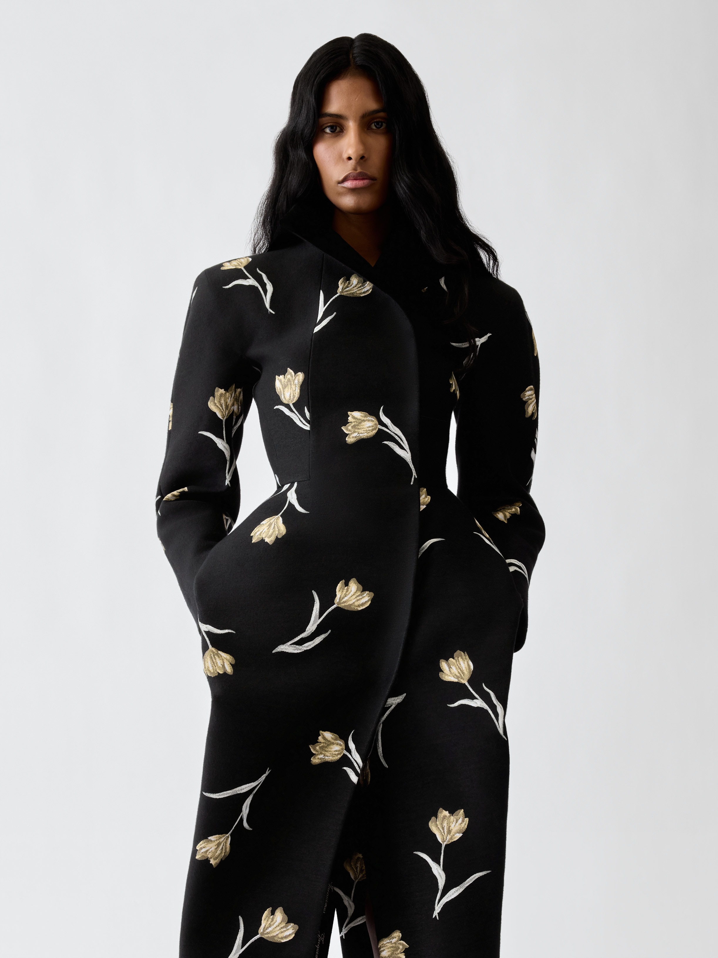 LE MANTEAU TULIPE